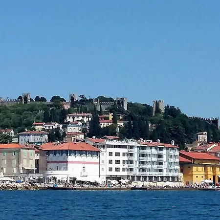 Apartma Danica Apartment