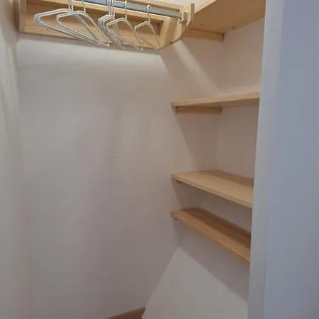 Apartma Danica